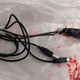Imagen para el artículo titulado Un joven termina en urgencias después de intentar medir el interior de su pene con un cable USB